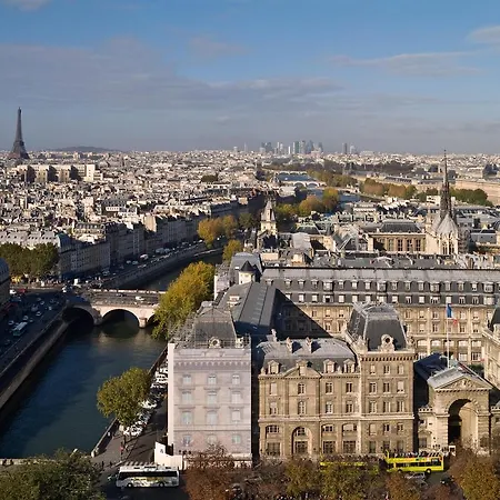 La Serre 2* Parigi